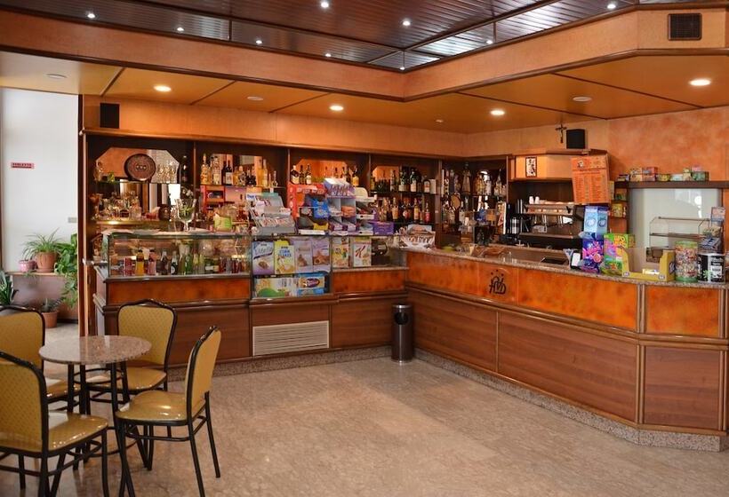 Отель Vallisdea