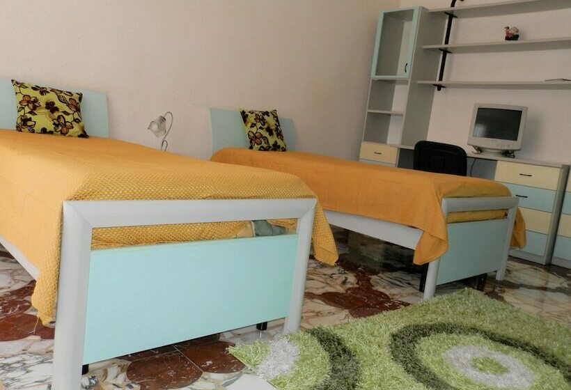 مبيت وإفطار Il Giardino Delle Calendule