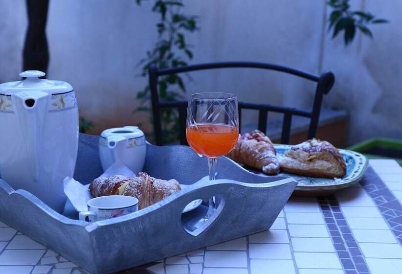 مبيت وإفطار Il Giardino Delle Calendule