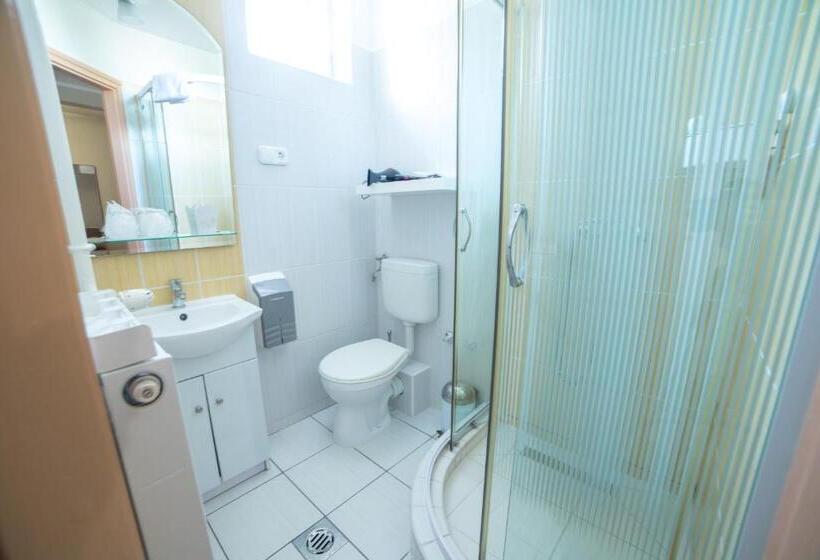 住宿加早餐  Pelso Panzio