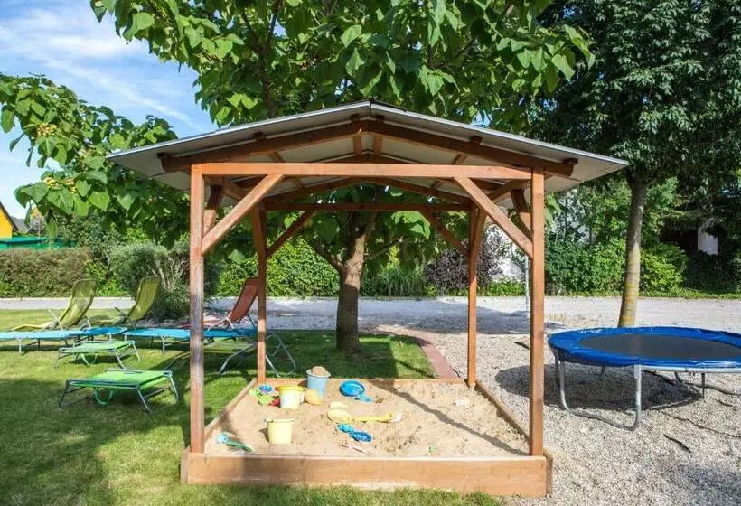 Aamiaismajoitus (B&B) Pelso Panzio