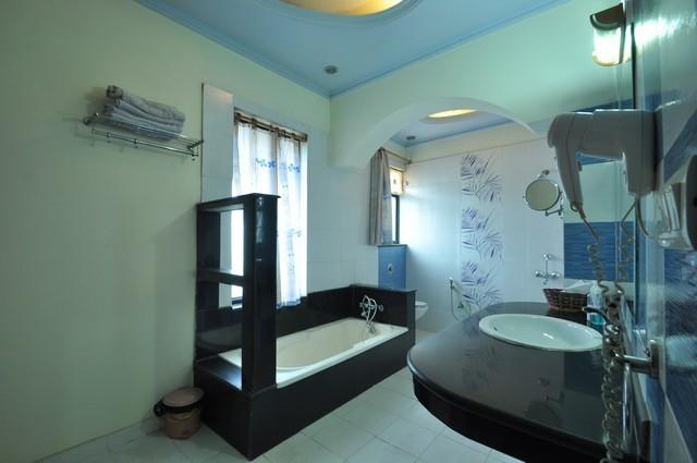 בית מלון כפרי Yadu Residency