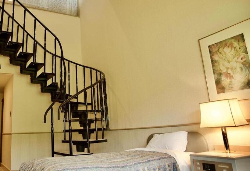 Palcall Tsumagoi Resort Ski &