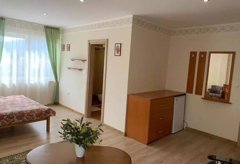 Villa Alla Bed And Breakfast
