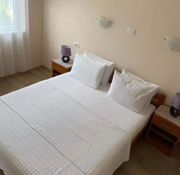 Villa Alla Bed And Breakfast