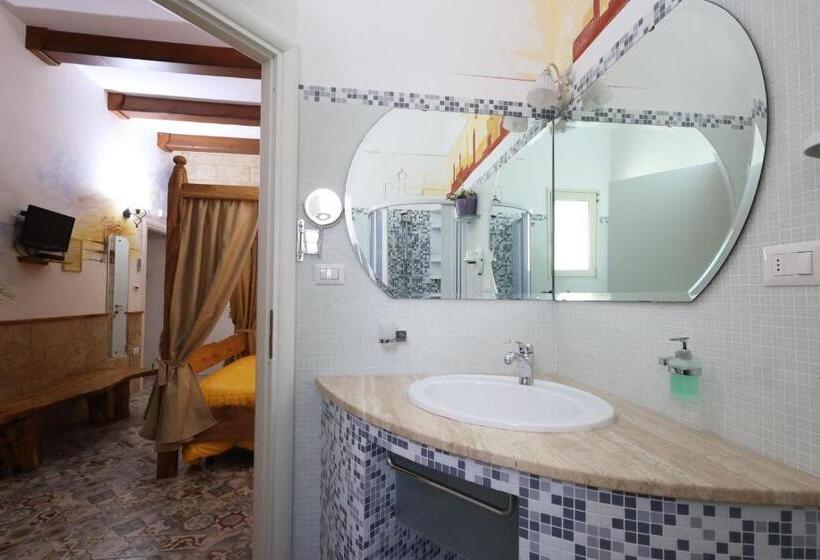 مبيت وإفطار Antico Borgo Marchese