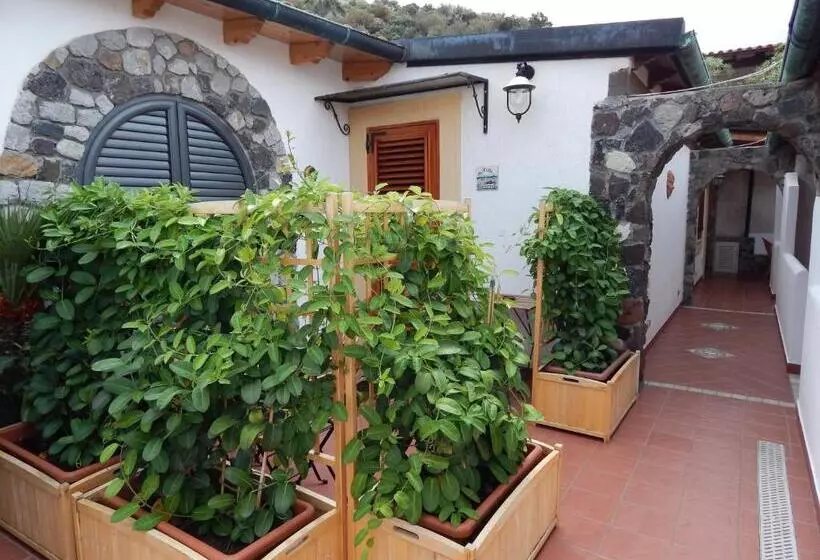 ベッドアンドブレックファースト Casa Arcada