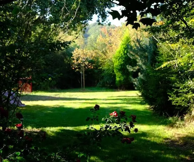 Aamiaismajoitus (B&B) La Maison Jaune à La Janaie