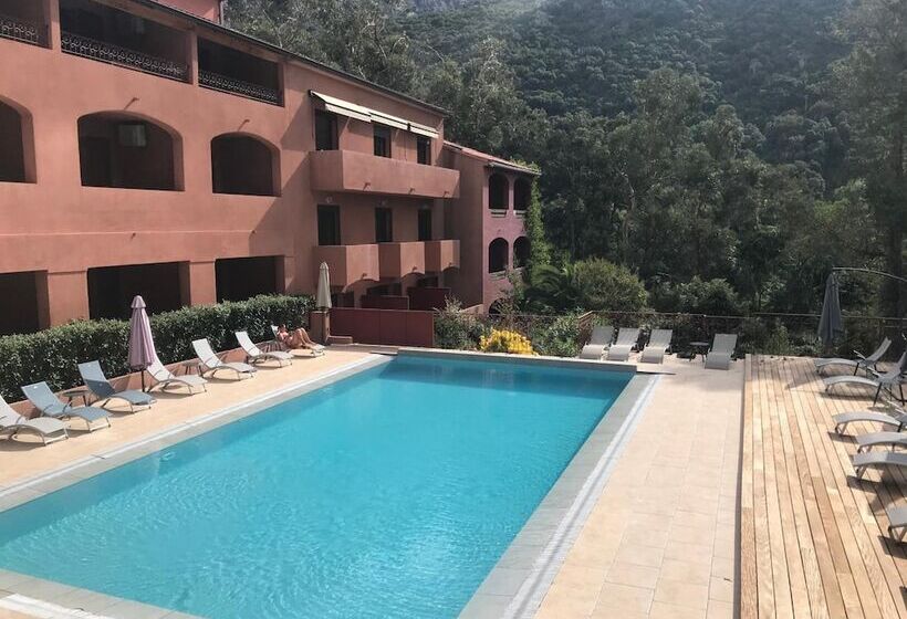 ホテル Corsica   Porto Corse