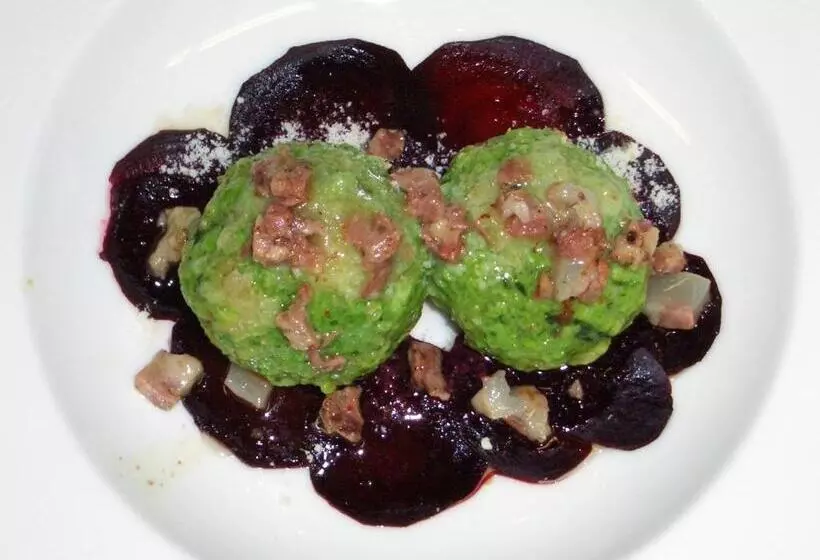 Hotelli Gasthof Obermair