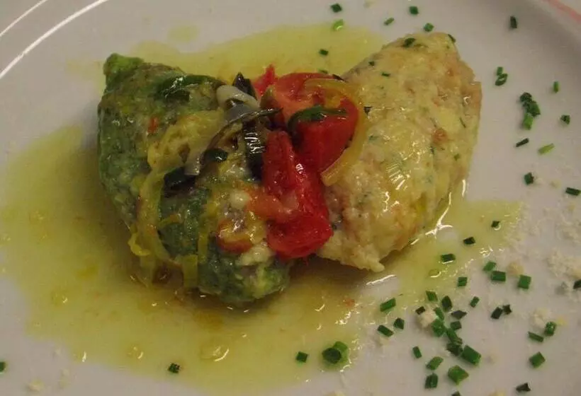 Hotelli Gasthof Obermair