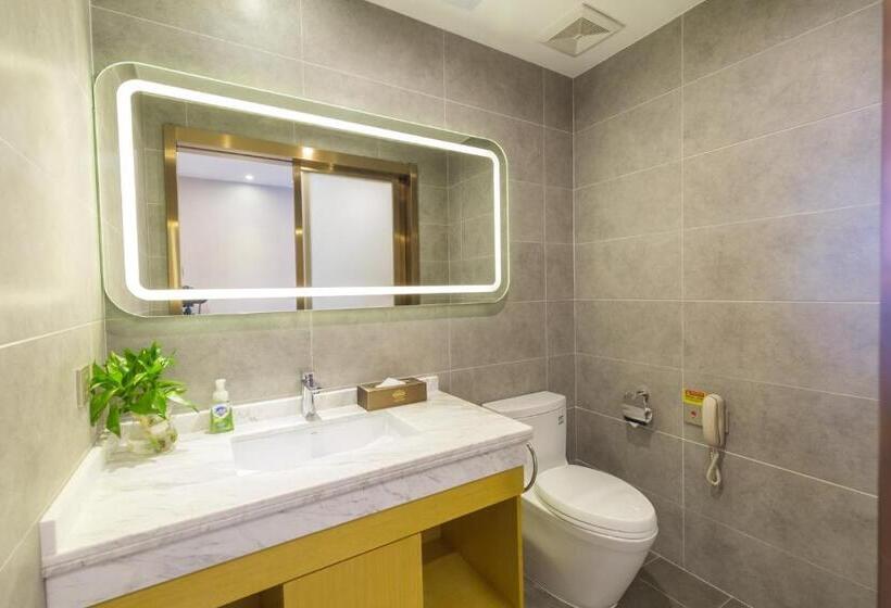 Guangzhou Seaman Hotel Line 2 Jiangnanxi Station