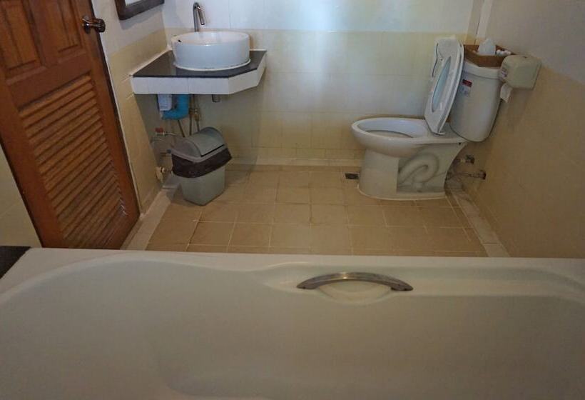 בית מלון כפרי Starwell Garden Home Resort