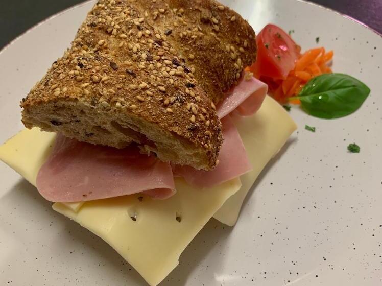 Mountain Hotel Osteria Di Montagna La Peonia Monte Generoso