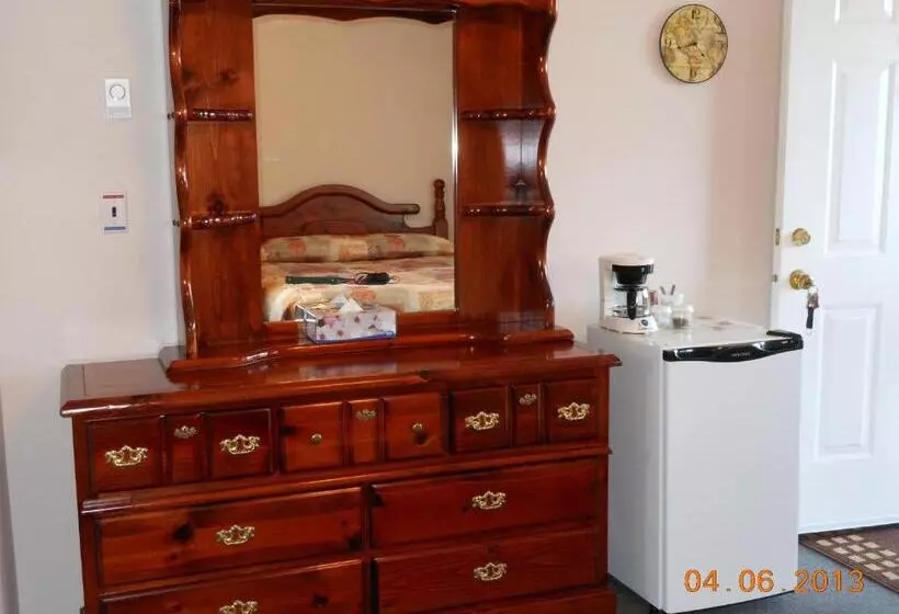 Mountain Springs Motel & Rv Park