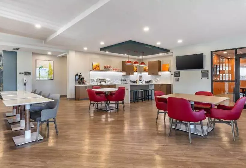 ホテル Mainstay Suites Fort Myers East I 75