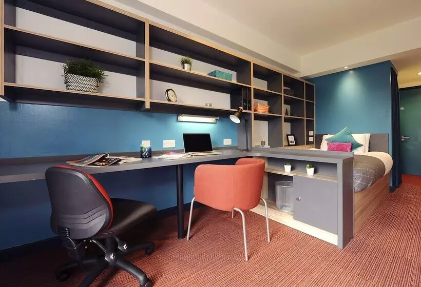 Retkeilymaja Peel Park Quarter   Campus Accommodation