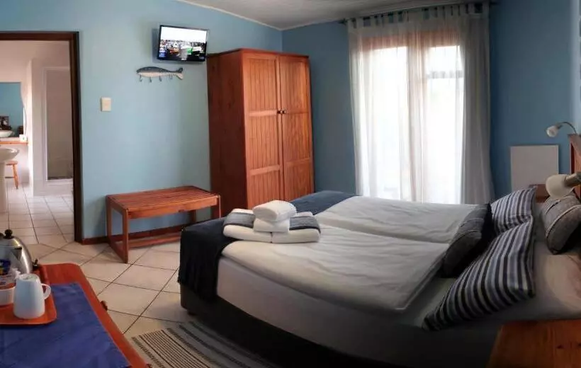 Aamiaismajoitus (B&B) Avenues Guesthouse