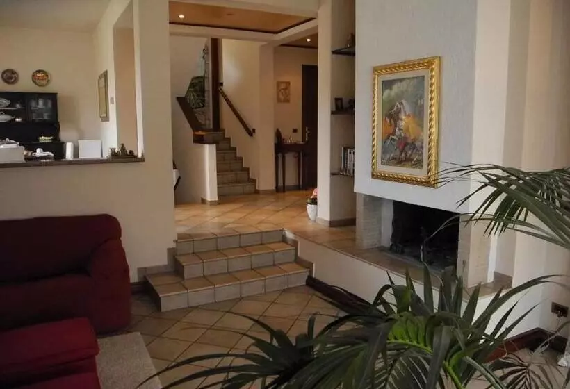 Aamiaismajoitus (B&B) Villa Campo Dei Fiori