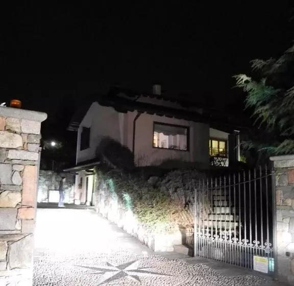 Aamiaismajoitus (B&B) Villa Campo Dei Fiori