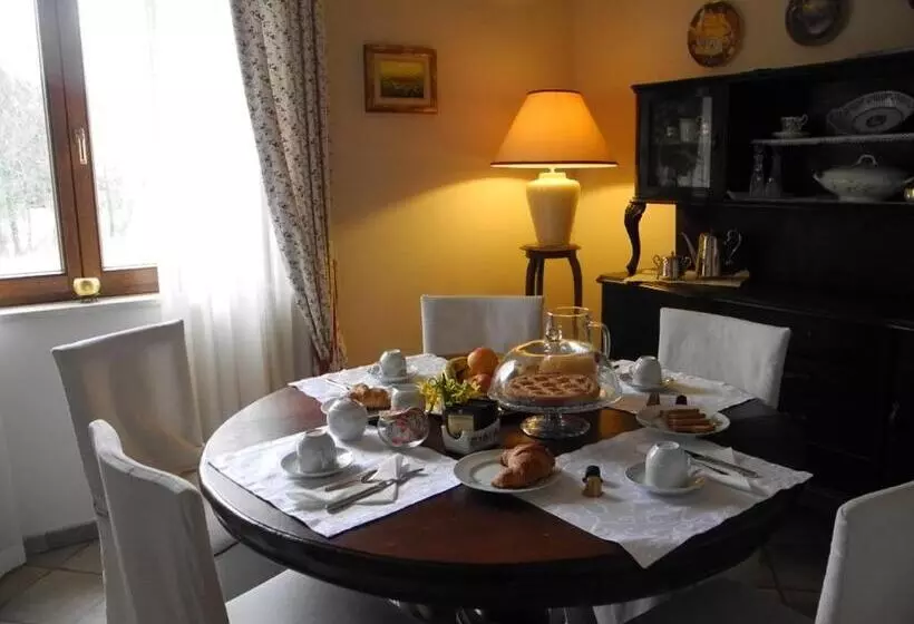 Aamiaismajoitus (B&B) Villa Campo Dei Fiori