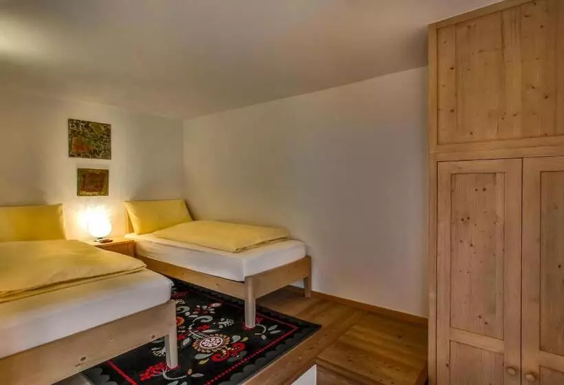 Aamiaismajoitus (B&B) Am Schloss Guest House