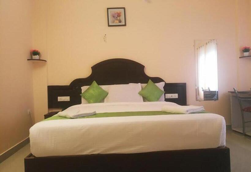 فندق Ebenezer Plaza