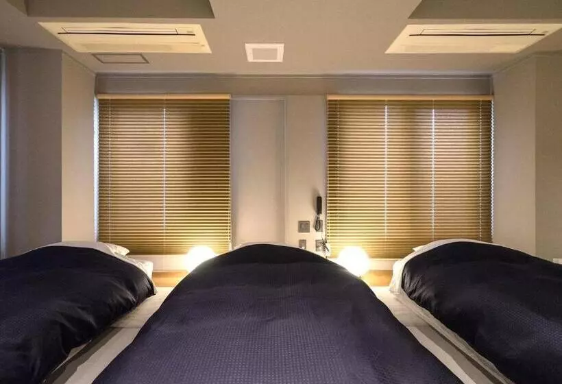 هتل Resters Bed&co