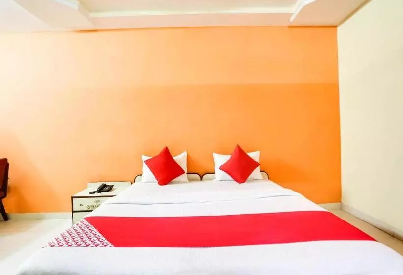 ホテル Sai Priyanka Comfort Inn