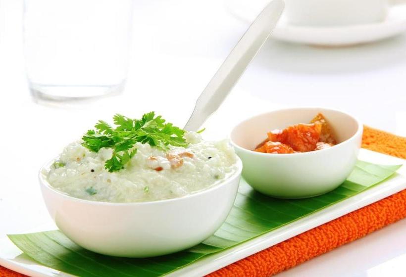 ホテル Sai Priyanka Comfort Inn