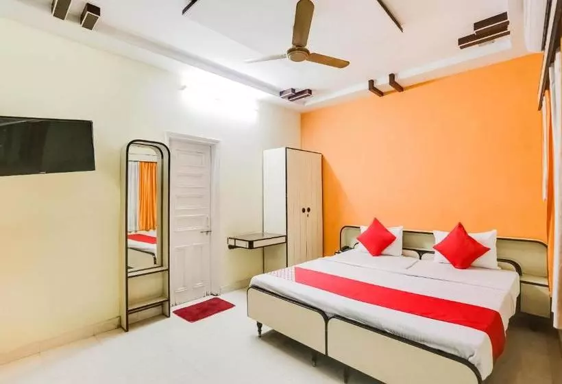 ホテル Sai Priyanka Comfort Inn