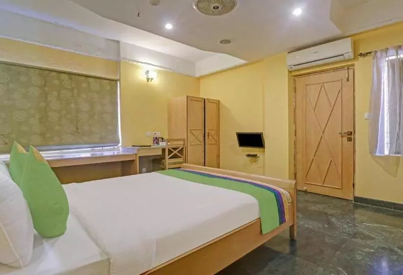 ホテル Treebo Komfort Suites, 3 Km From Mysore Palace