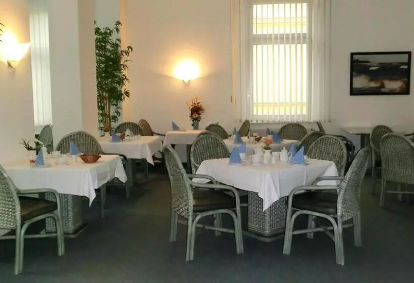 Hotelli Villa Strandrose