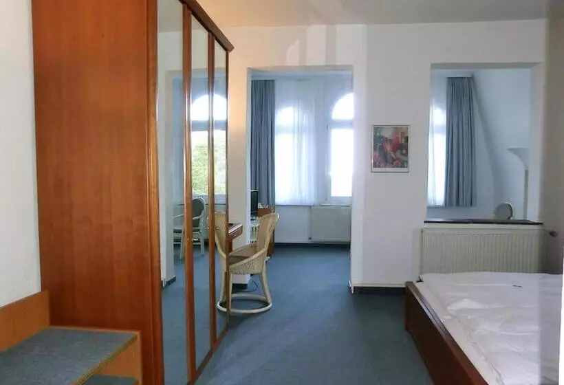 Hotelli Villa Strandrose