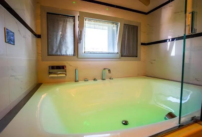 Aamiaismajoitus (B&B) Gelso Bianco Country Resort