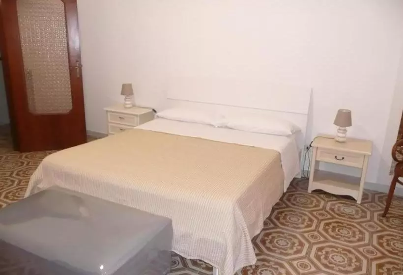 Aamiaismajoitus (B&B) Herculis Domus