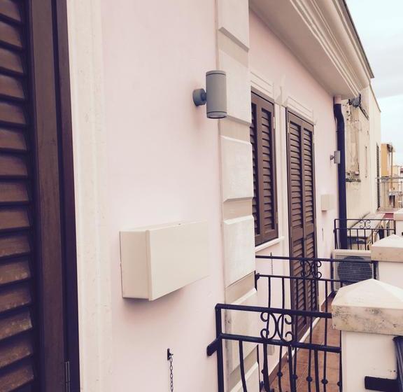 تختخواب و صبحانه Palazzo Eliss