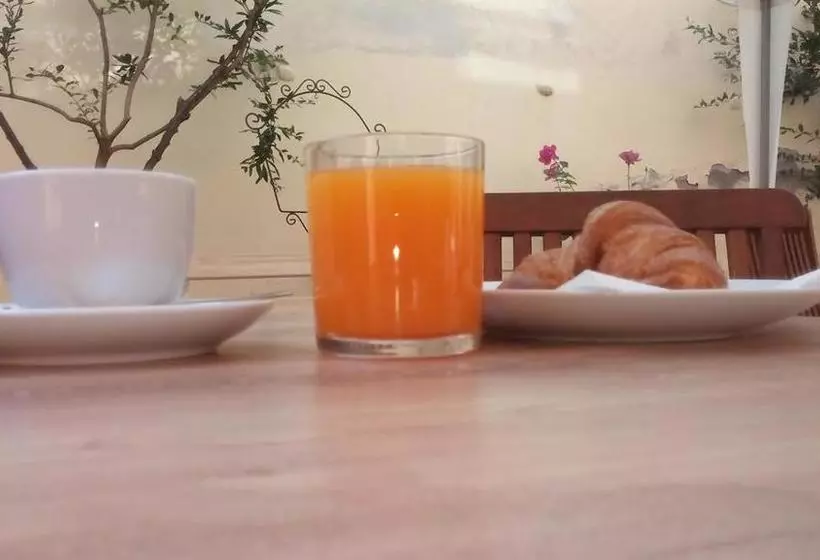 ホテル Albergo Soliani