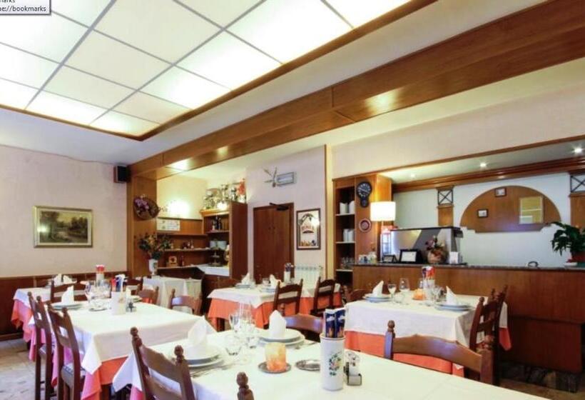 בית מלון כפרי Del Corso