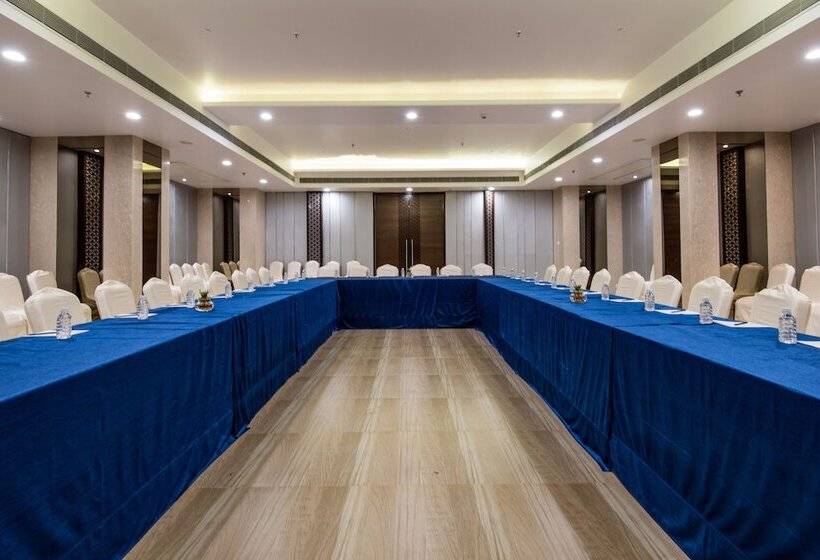 Hotel Regenta Central Jaipur