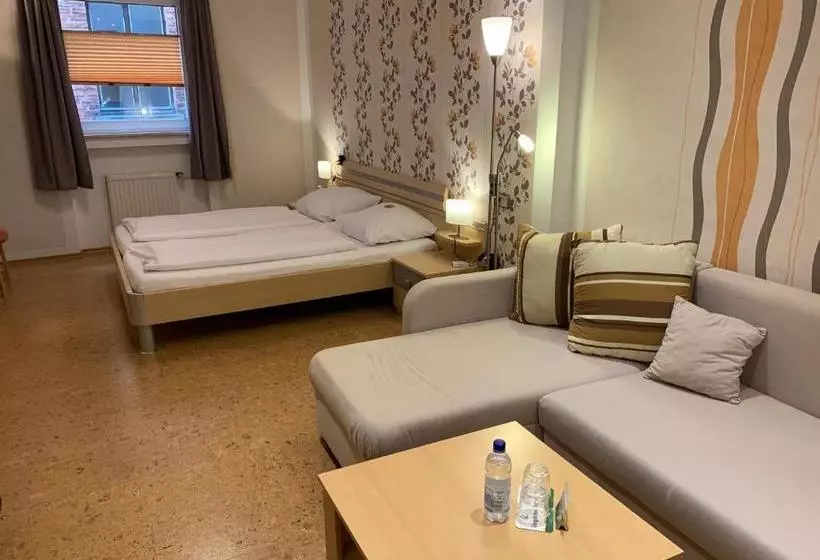 هتل Zur Loreley   Garni