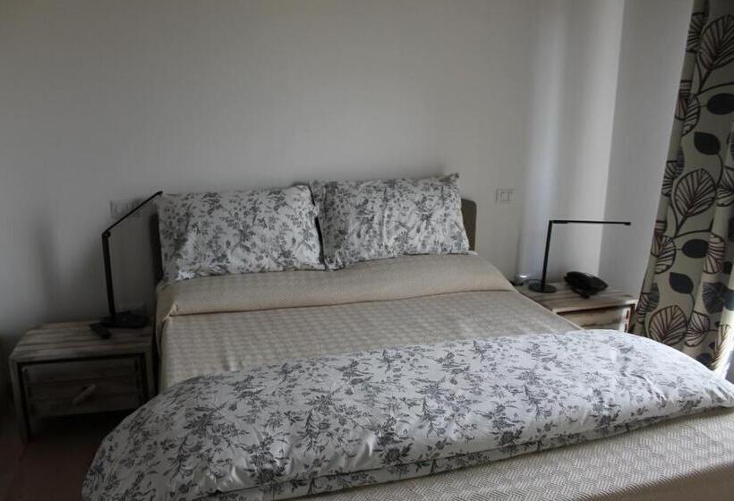 استراحتگاه Country House Erba Regina