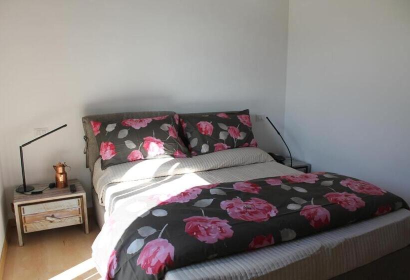 استراحتگاه Country House Erba Regina