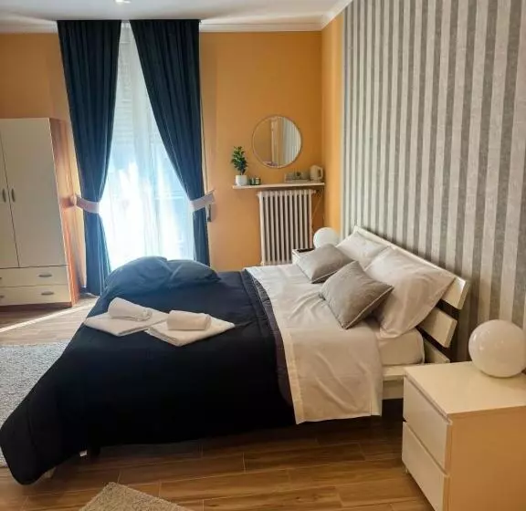 تختخواب و صبحانه Casina Dei Marsi