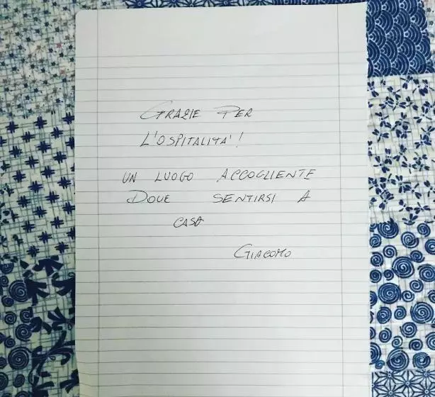 تختخواب و صبحانه Rosemary Charming Rooms