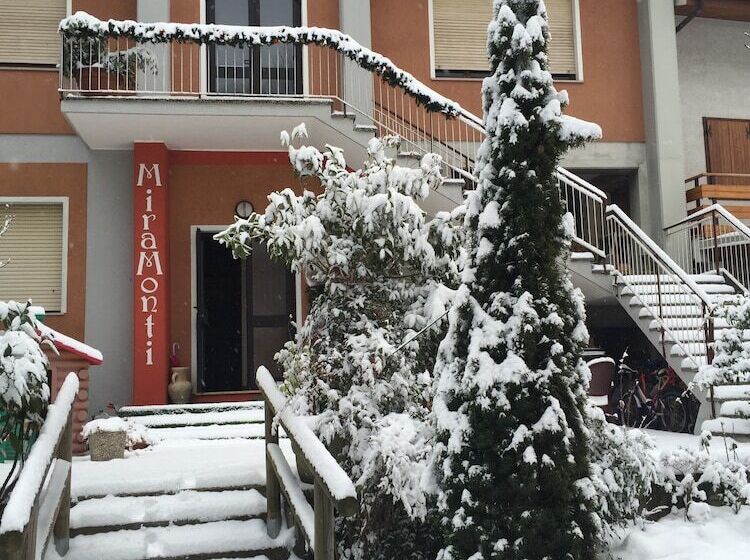 בית מלון כפרי Albergo Miramonti