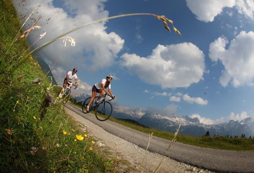 בית מלון כפרי Albergo Miramonti