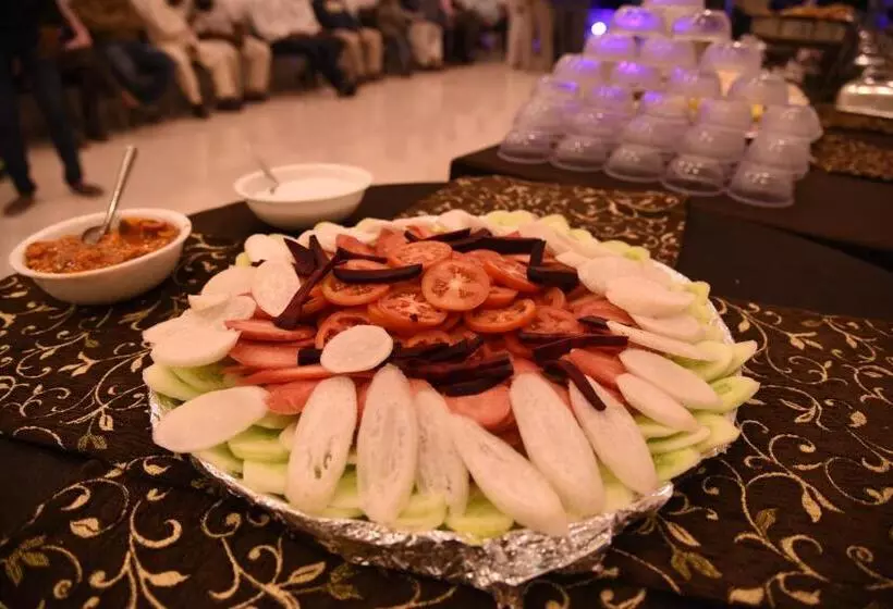 Hotelli Gulmohar Pride