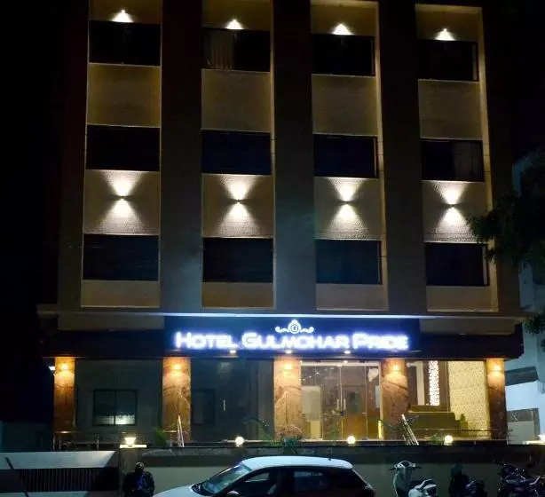 Hotelli Gulmohar Pride