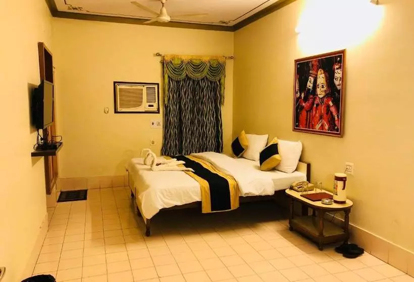 Hotel Marudhar
